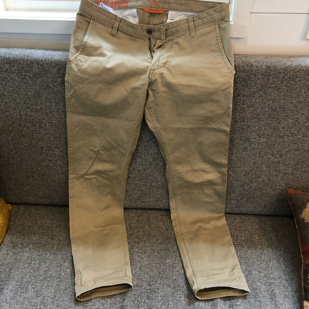 Men’s Docker khaki pants 34 x 34
